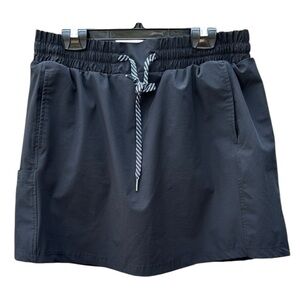 Avalanche Outdoor Supply Company Black Elastic Waist Skort  | Size L